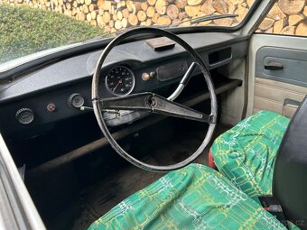 Trabant 601 combi - 4