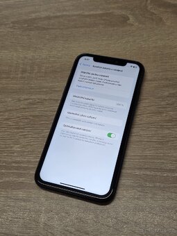 iPhone 11 64GB (baterie 100%) - 4