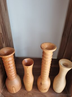 Dřevěné vázičky a pohárky - 4