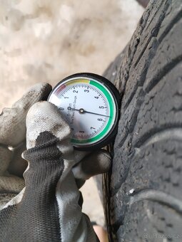 Zimní pneumatiky 195/65/15 včetně disků 5x112 - 4