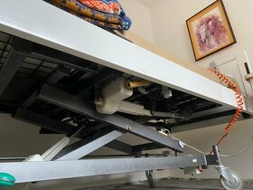 Polohovací postel - 4