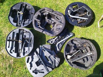 Povinná výbava - 4