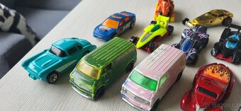 Hot Wheels 18ks. - 4