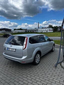 Ford Focus 2.0 TDCI 2009 rok - 4