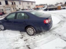 Volkswagen Jetta 1.9Tdi 77Kw r.v 2007 - 4