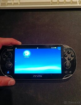 PlayStation Vita - 4