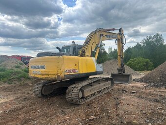 New Holland E215B - 4