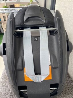 Prodám Autosedačku CYBEX Cloud Z2 i-Size black + Cybex Base - 4