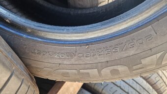 PRODÁM 2 LETNÍ PNEU FULDA 205/65/16C, CENA JE ZA 2 KUSY PNEU - 4