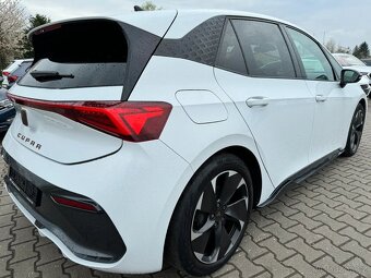 Cupra Born 170kw elektro,kamera,tepelko,82kwh,dojezd 450km - 4