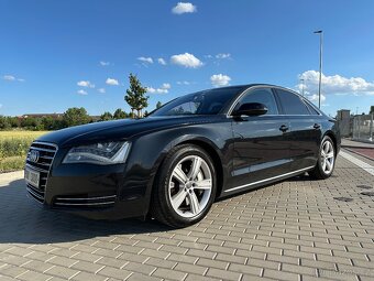 AUDI A8 4.2 TDI - 4