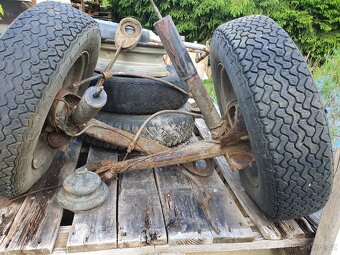 TRABANT motor a jiné díly - 4