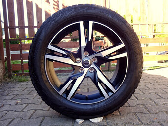 ZIMNÍ ORIGINÁL VOLVO 18" 5x108 pneu 235/55R18 Nokian - 4