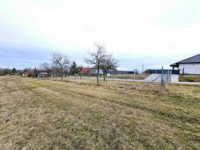 REZERVOVÁNO Pozemek v Klučově - ideální místo pro váš domov - 4