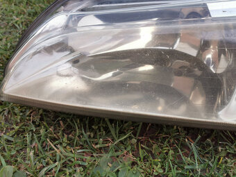 leve predni svetlo peugeot 406 coupe - 4