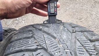 Zimní pneu 225/60/17 Nokian - 4
