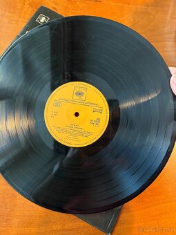 LP Shakin’ Stevens Shaky - 4