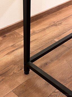 Kancelářský stůl - 4