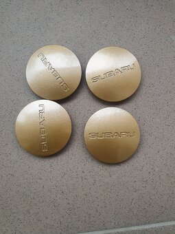 Středové krytky Subaru - 4