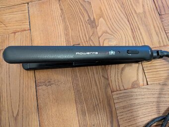 Žehlička na vlasy ROWENTA - 4