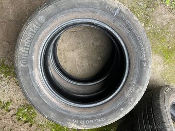 Pneu 215/60/16 - 4