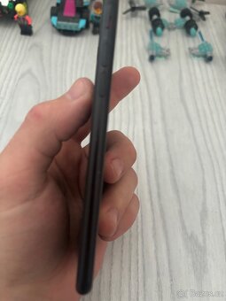 IPhone SE 2020 - 4