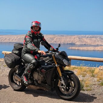 BMW S1000R r.v. 2015 - 4