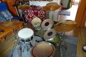 Prodám bicí soupravu Amati - 4