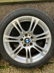 Prodam original BMW ALU kola 18´´ včetně letních pneu - 4