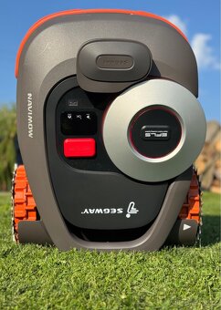 Prodám robotickou sekačku Segway Navimow H1500E v záruce. - 4