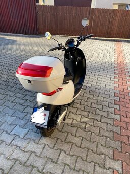 Elektro skútr Lvneng LN1200DT - 4