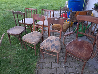 Prodám historické židle k renovaci - 4
