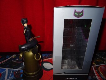 CATWOMAN - 4