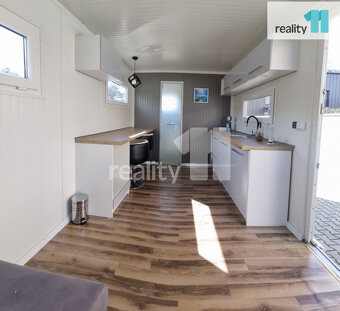 Stylový mobilní domek se zahradou 270m2 v Praze 5, Barrando - 4