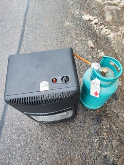 Plynový ohřívač Plein Air s plynovou láhví. - 4