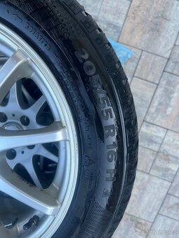 Kola na Mercedes Benz - 4