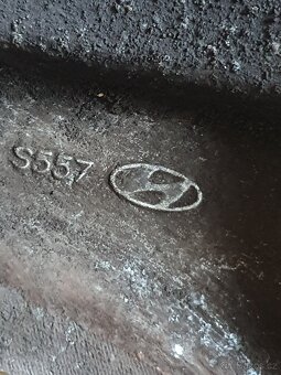 4 x 100 r 15 alu kola disky elektrony liťáky originál Kia - 4