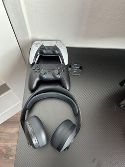 Ps5, 2x joyst, sluchatka, monitor a zidle - 4