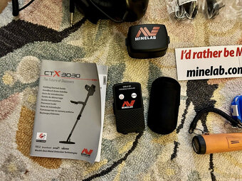 MINELAB CTX 3030 - DETEKTOR KOVŮ a Garrett Pro Pointer AT - 4