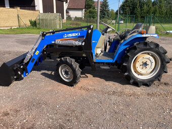 Malotraktor Iseki Sial 223 s čelním nakladačem - 4