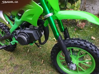 Nová benzínová dětská minikroska zelená 49ccm 10"kola - 4