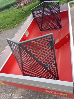 Rozmetadlo hnojiv značky VICON, Kverneland model RO-M - 4