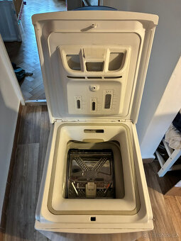 Pračka Whirlpool AWE50610 - 4