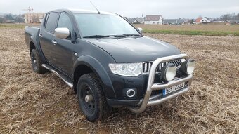 Mitsubishi L200 2.5 Diesel 131 kW – automat, 4x4 - 4