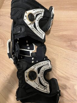 Kolenní chrániče Asterisk - 4