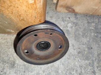 Peugeot Partner díly motoru - 4