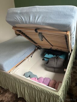 Manželská postel - 4