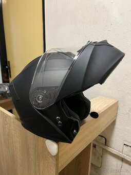 Výklopná helma na motorku ULTIMATE SPEED - 4