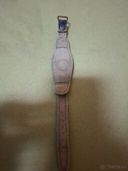 Staré náramkové hodinky prim - 4