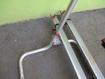 zadní nosič kol na karavan č. N 01 - 4